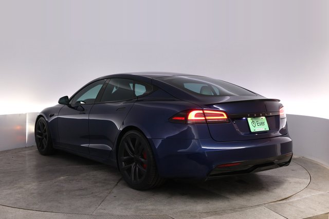 2025 Tesla Model S — photo 13 of 24