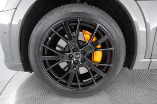 2023 Audi e-tron — photo 14 of 31