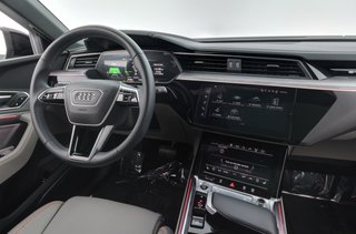 2023 Audi e-tron — photo 3 of 31