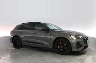 2023 Audi e-tron — photo 9 of 31
