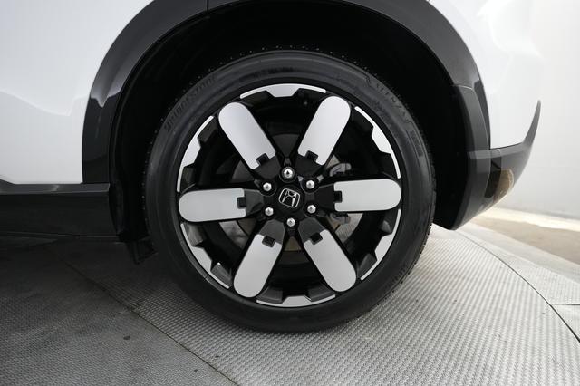 2024 Honda Prologue — photo 7 of 23