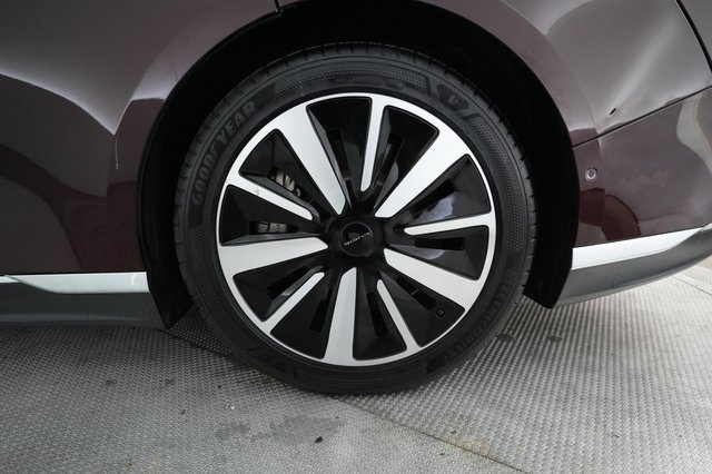 2022 Lucid Air — photo 7 of 23