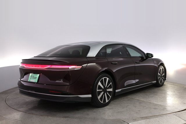 2022 Lucid Air — photo 2 of 23