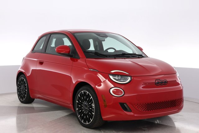 2024 Fiat 500e — photo 10 of 25