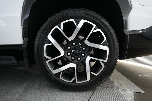 2024 Chevrolet Silverado EV — photo 7 of 15