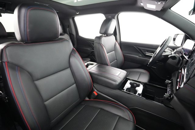 2024 Chevrolet Silverado EV — photo 12 of 15