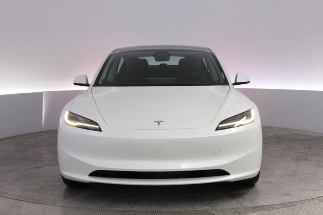 2024 Tesla Model 3 — photo 9 of 23