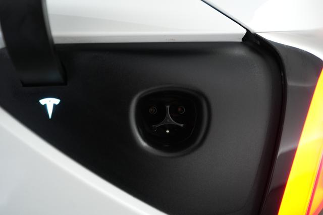 2024 Tesla Model 3 — photo 8 of 23