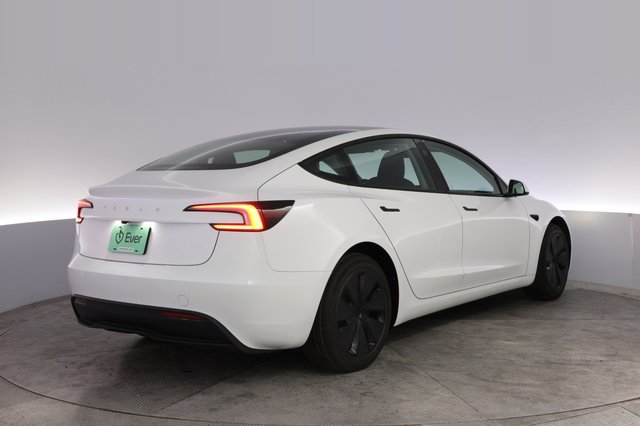 2024 Tesla Model 3 — photo 2 of 23