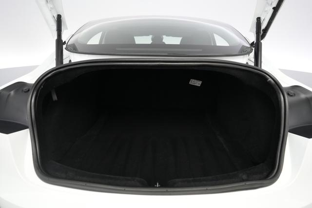 2024 Tesla Model 3 — photo 6 of 23