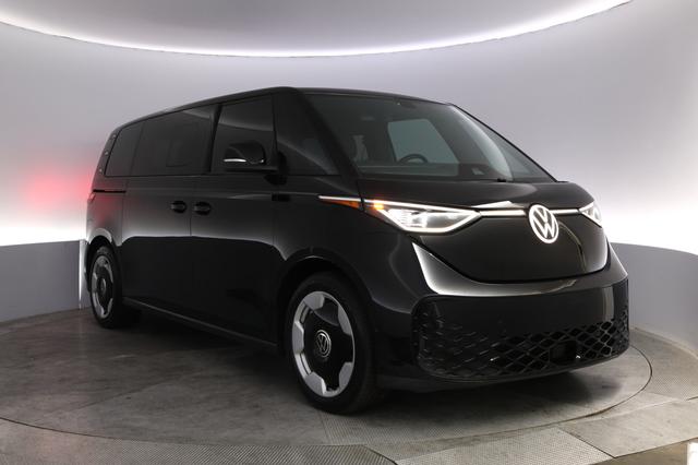 2025 Volkswagen ID.Buzz — photo 10 of 24