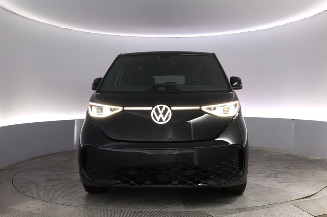 2025 Volkswagen ID.Buzz — photo 9 of 24