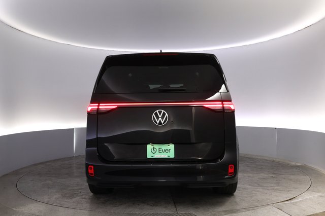 2025 Volkswagen ID.Buzz — photo 12 of 24