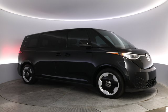 2025 Volkswagen ID.Buzz — photo 11 of 24