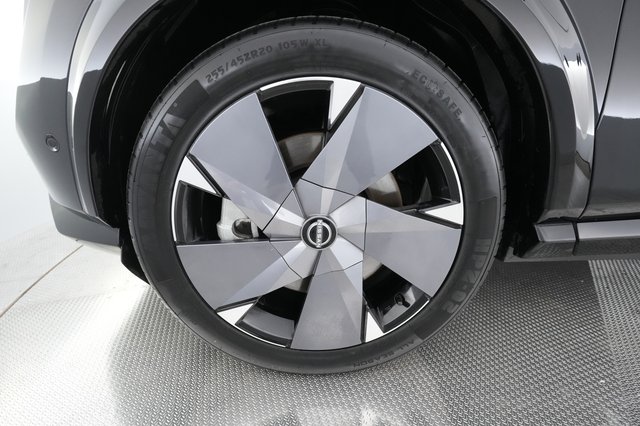 2023 Nissan Ariya — photo 14 of 28
