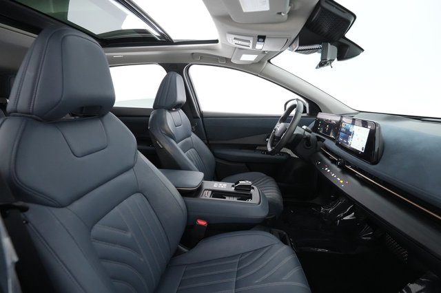 2023 Nissan Ariya — photo 21 of 28