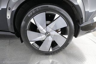 2023 Nissan Ariya — photo 15 of 28
