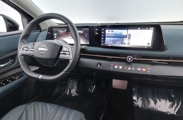 2023 Nissan Ariya — photo 3 of 28