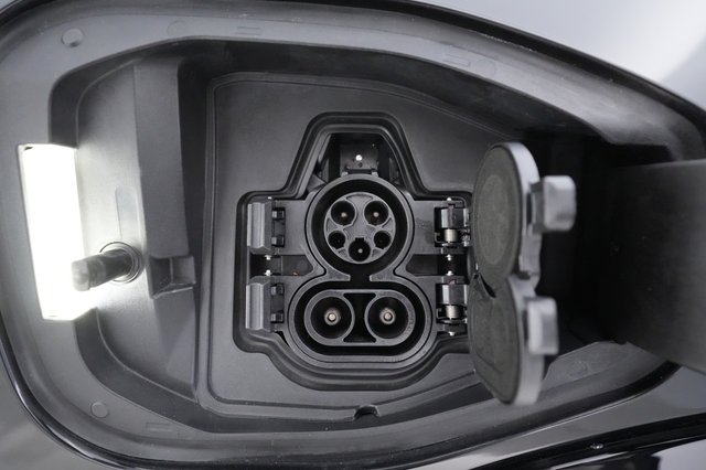 2023 Nissan Ariya — photo 25 of 28