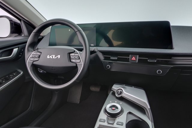 2024 Kia EV6 — photo 20 of 24