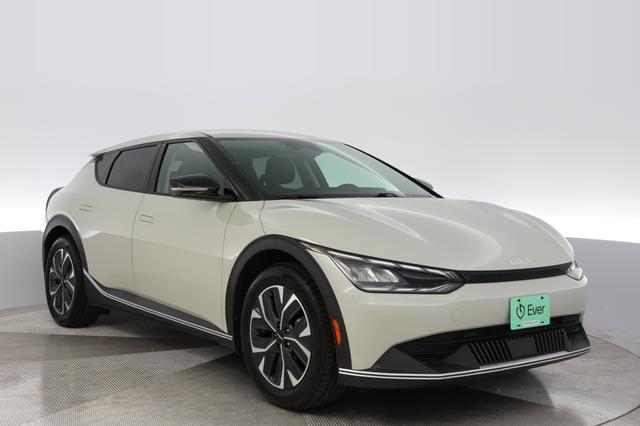 2024 Kia EV6 — photo 10 of 24
