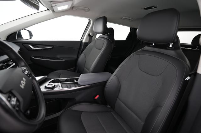 2024 Kia EV6 — photo 3 of 24