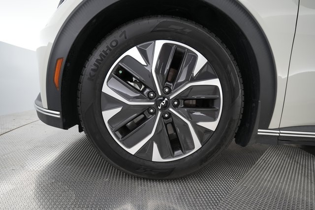 2024 Kia EV6 — photo 15 of 24