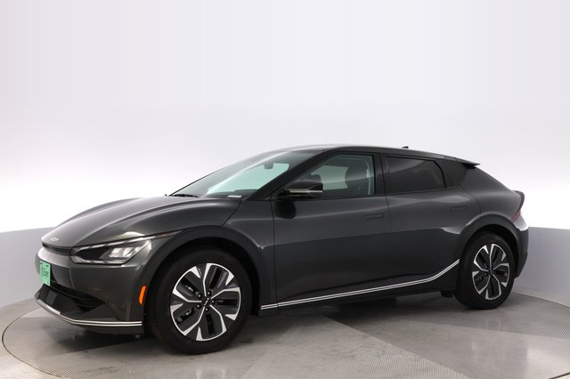 2024 Kia EV6 — photo 14 of 24