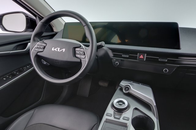2024 Kia EV6 — photo 20 of 24