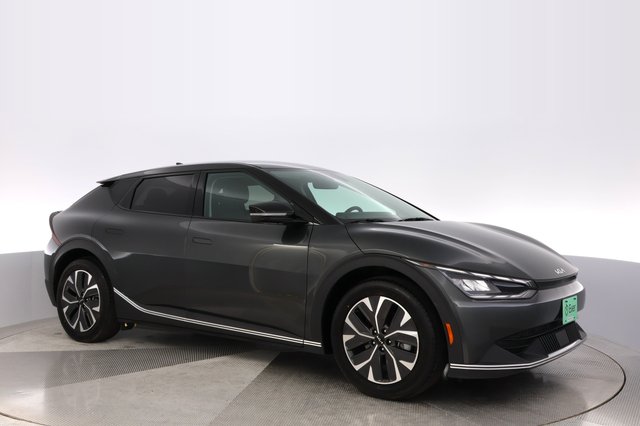 2024 Kia EV6 — photo 11 of 24