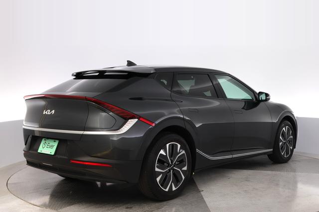 2024 Kia EV6 — photo 2 of 24