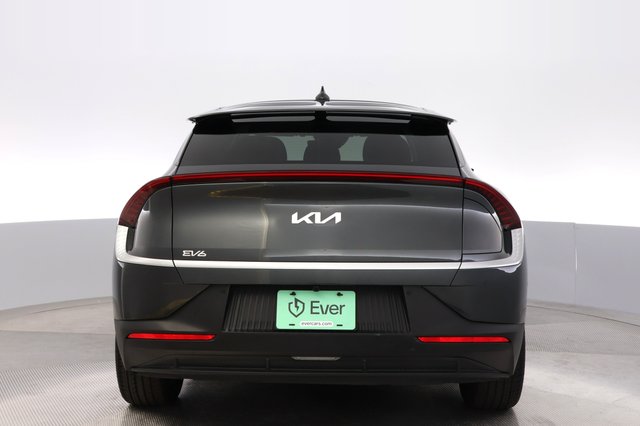 2024 Kia EV6 — photo 12 of 24