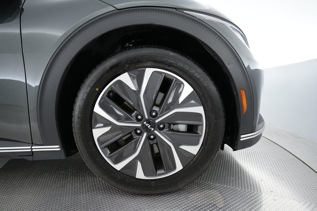 2024 Kia EV6 — photo 16 of 24