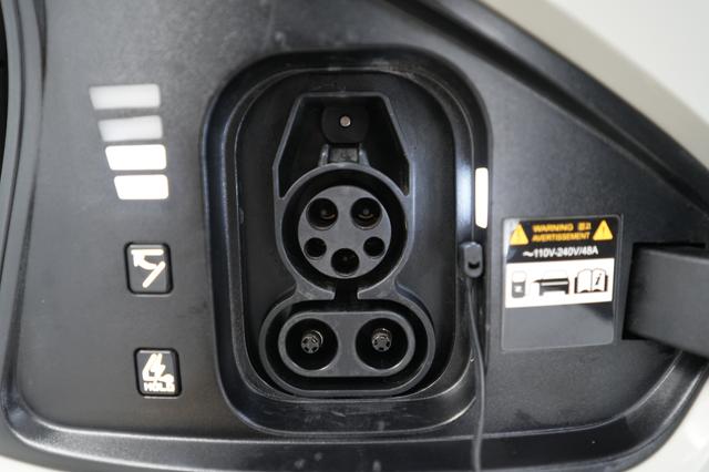 2024 Kia EV6 — photo 8 of 24
