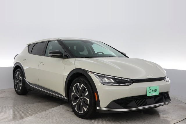 2024 Kia EV6 — photo 10 of 24