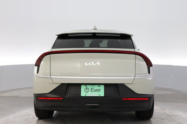 2024 Kia EV6 — photo 12 of 24