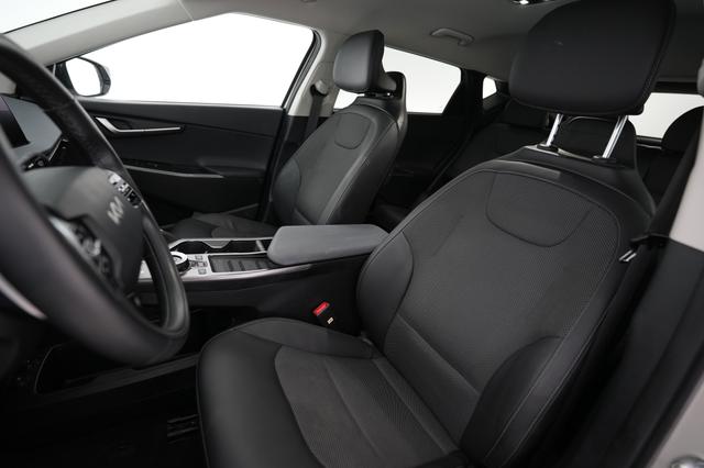 2024 Kia EV6 — photo 3 of 24