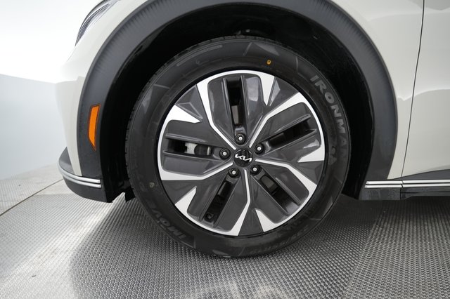 2024 Kia EV6 — photo 16 of 24