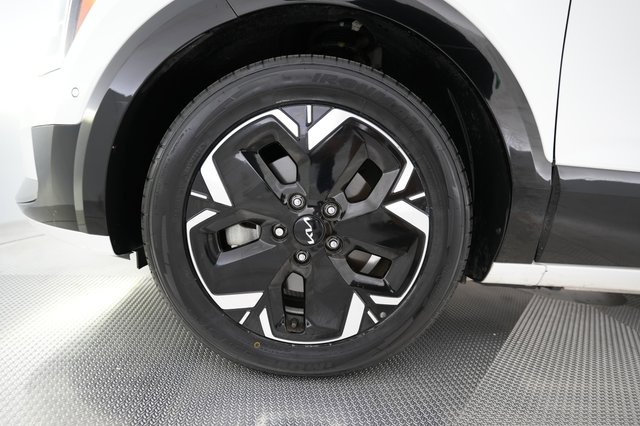 2024 Kia Niro EV — photo 15 of 24