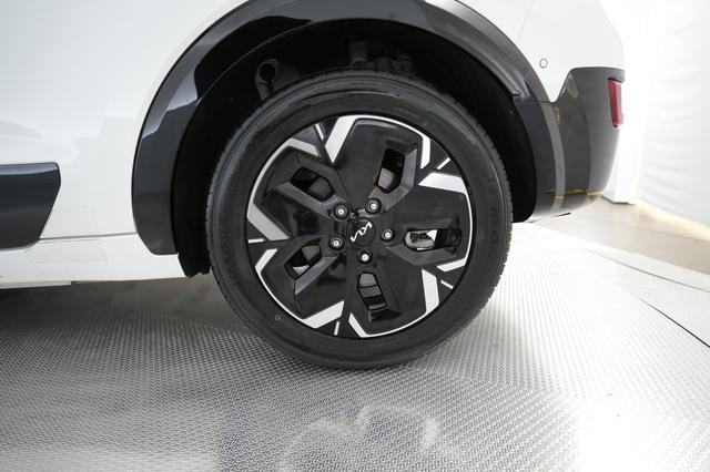 2024 Kia Niro EV — photo 7 of 24