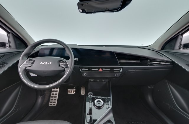 2024 Kia Niro EV — photo 21 of 24