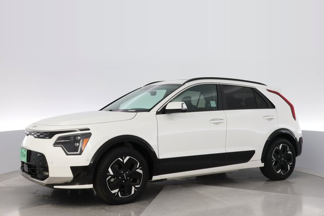 2024 Kia Niro EV — photo 14 of 24