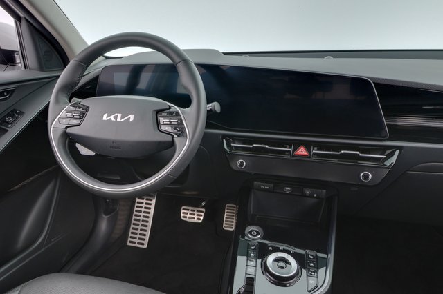 2024 Kia Niro EV — photo 20 of 24