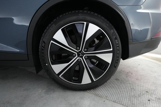 2024 Polestar 2 — photo 7 of 24