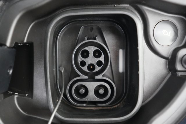 2024 Polestar 2 — photo 8 of 24