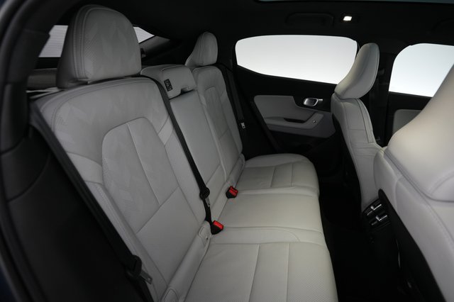 2024 Polestar 2 — photo 4 of 26