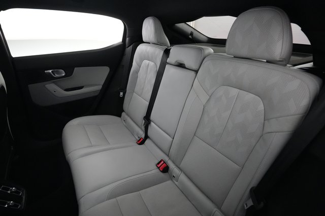 2024 Polestar 2 — photo 19 of 24