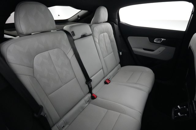 2024 Polestar 2 — photo 4 of 24