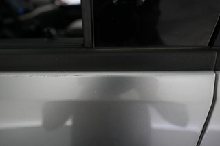 2023 Ford F-150 Lightning — photo 19 of 21