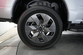 2023 Ford F-150 Lightning — photo 11 of 21